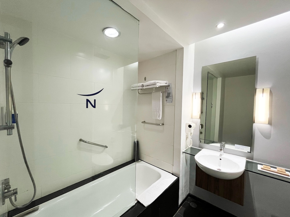 NOVOTEL BANDUNG 73/73