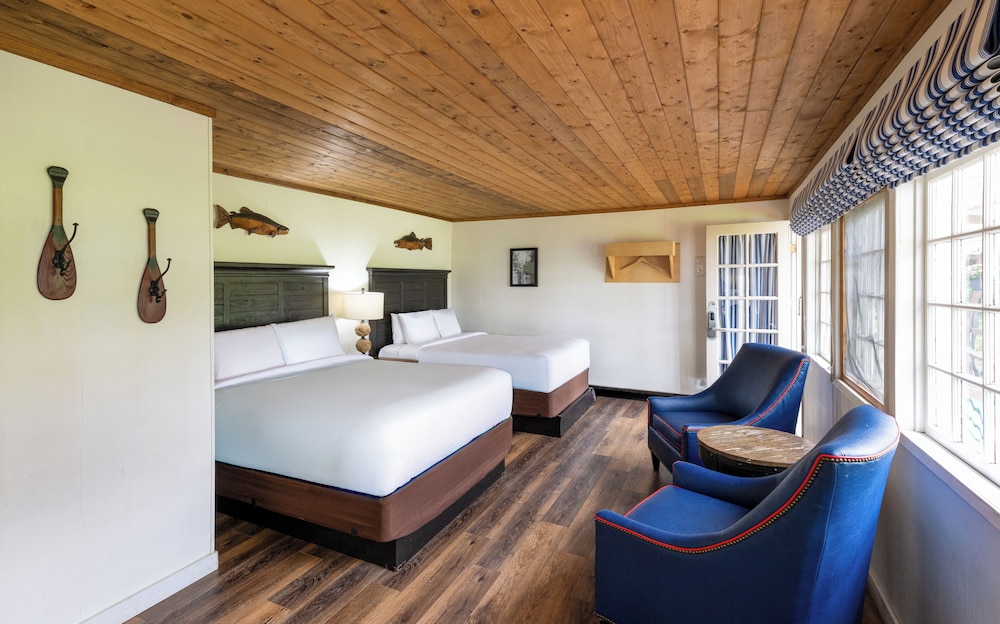 Lake Quinault Lodge 16/50