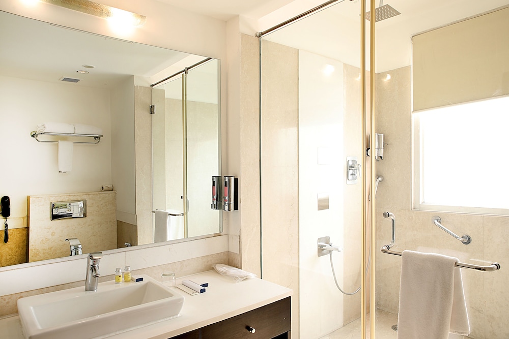 Inde Hotel Vista Woods 32/34