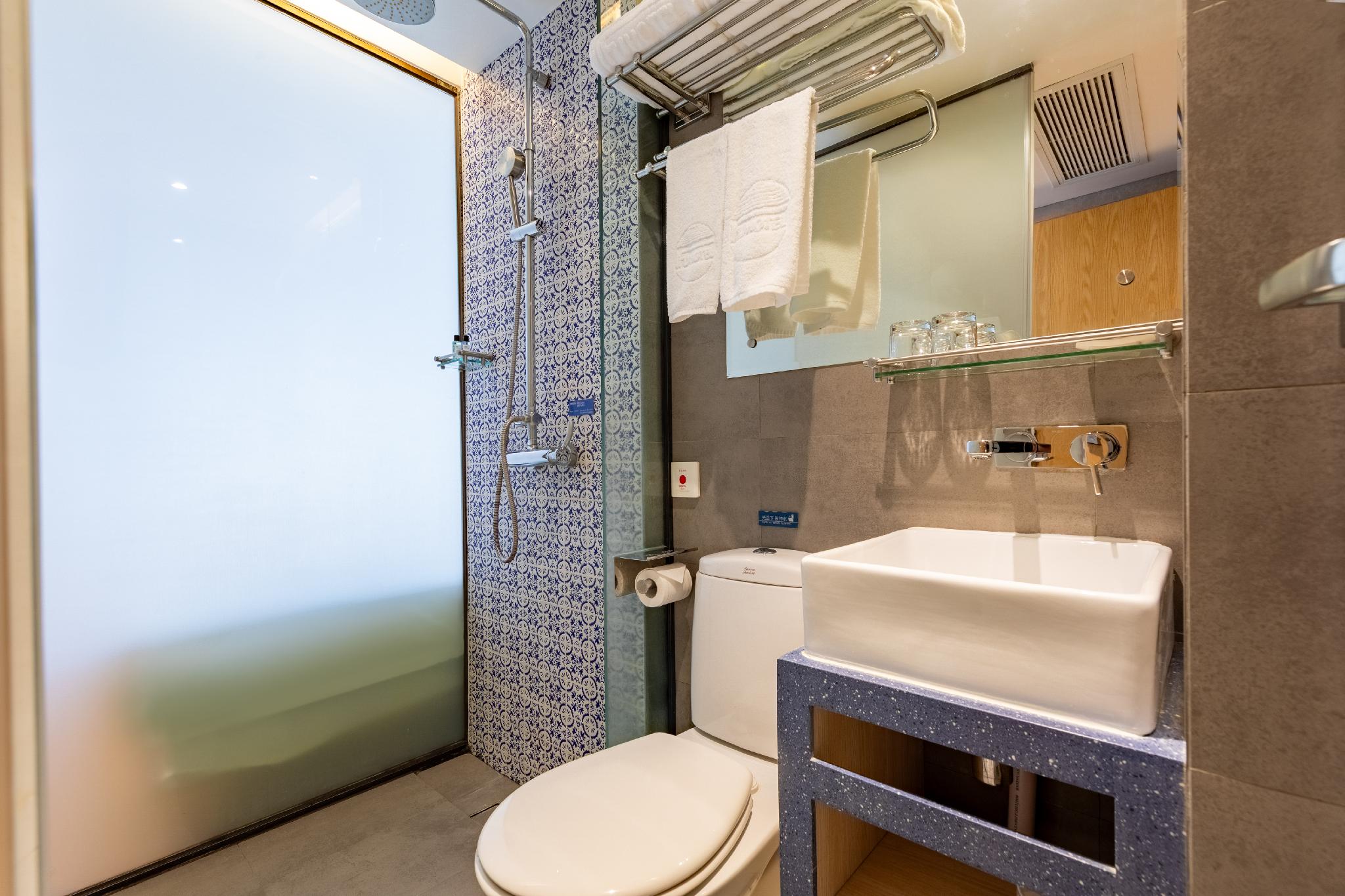 I Fu Hotel 45/45