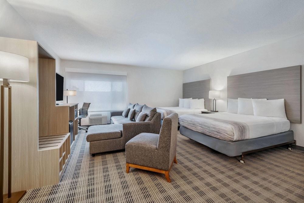 Americinn By Wyndham Baxter Brainerd 27/56