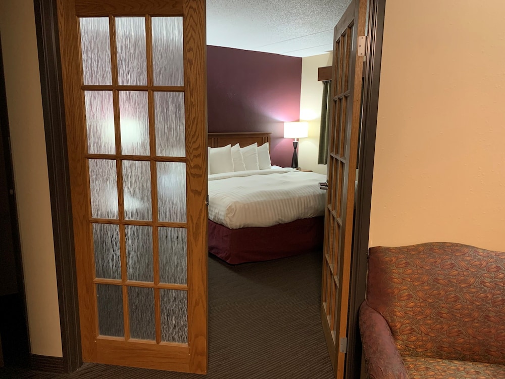 Americinn By Wyndham Proctor Duluth Black Woods 21/53