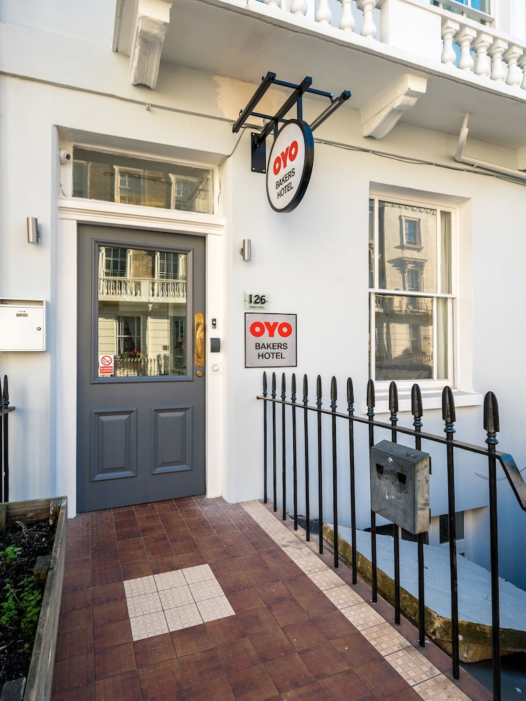 OYO Bakers Hotel London Victoria 14/18