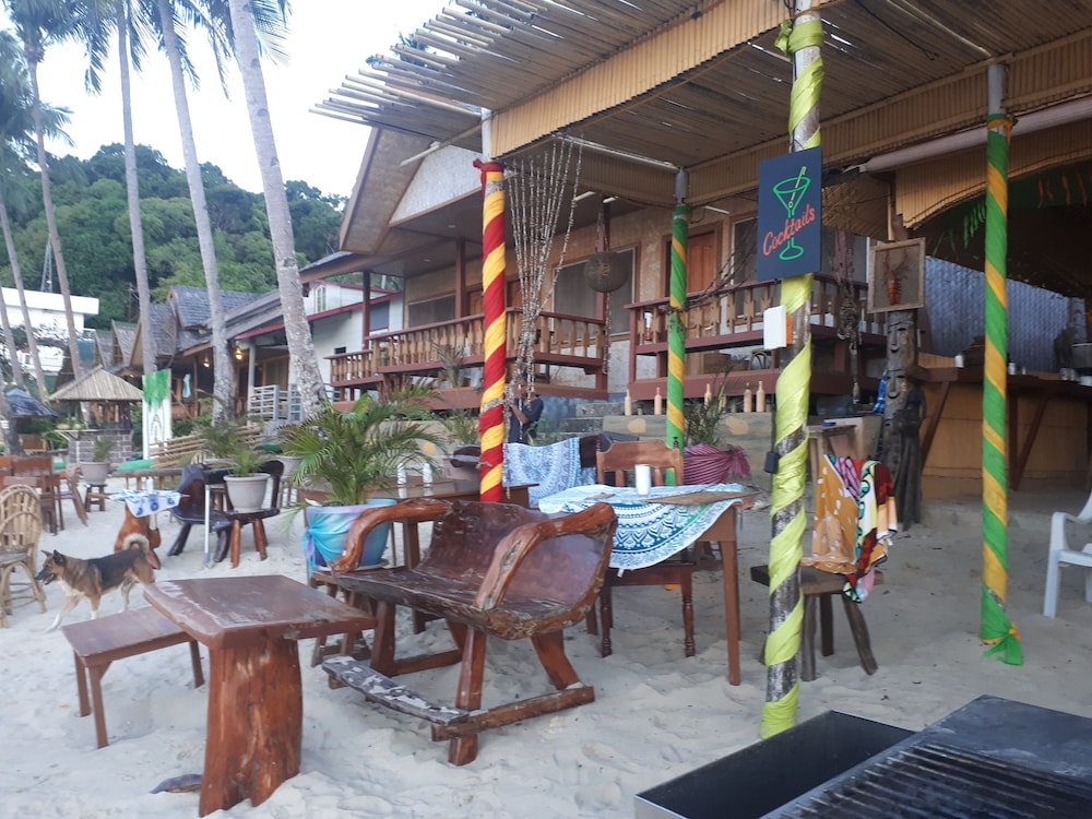 Orange Pearl Beach Resort 68/81