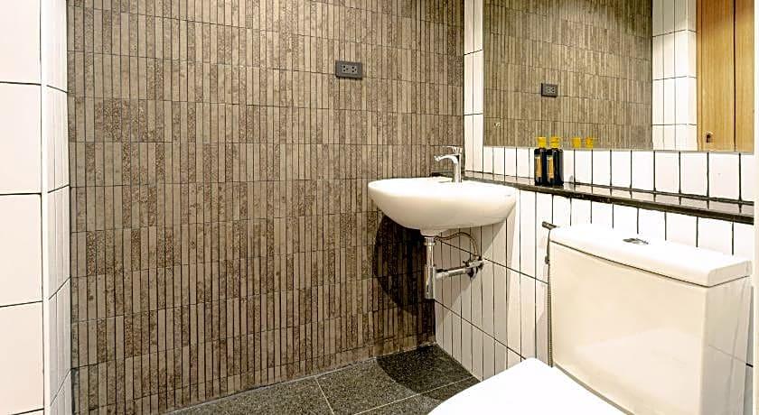 Nakornping Boutique Hotel 43/45