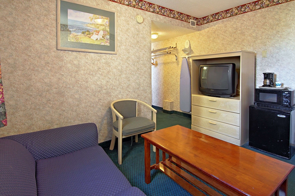 Super 8 by Wyndham Atlantic City NJ 13/21
