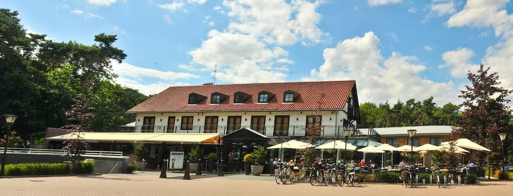 GOLDEN TULIP JAGERSHORST EINDHOVEN 2/50