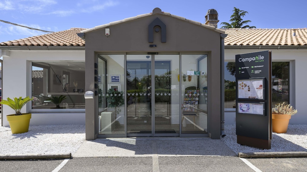 CAMPANILE BOLLENE 2/67