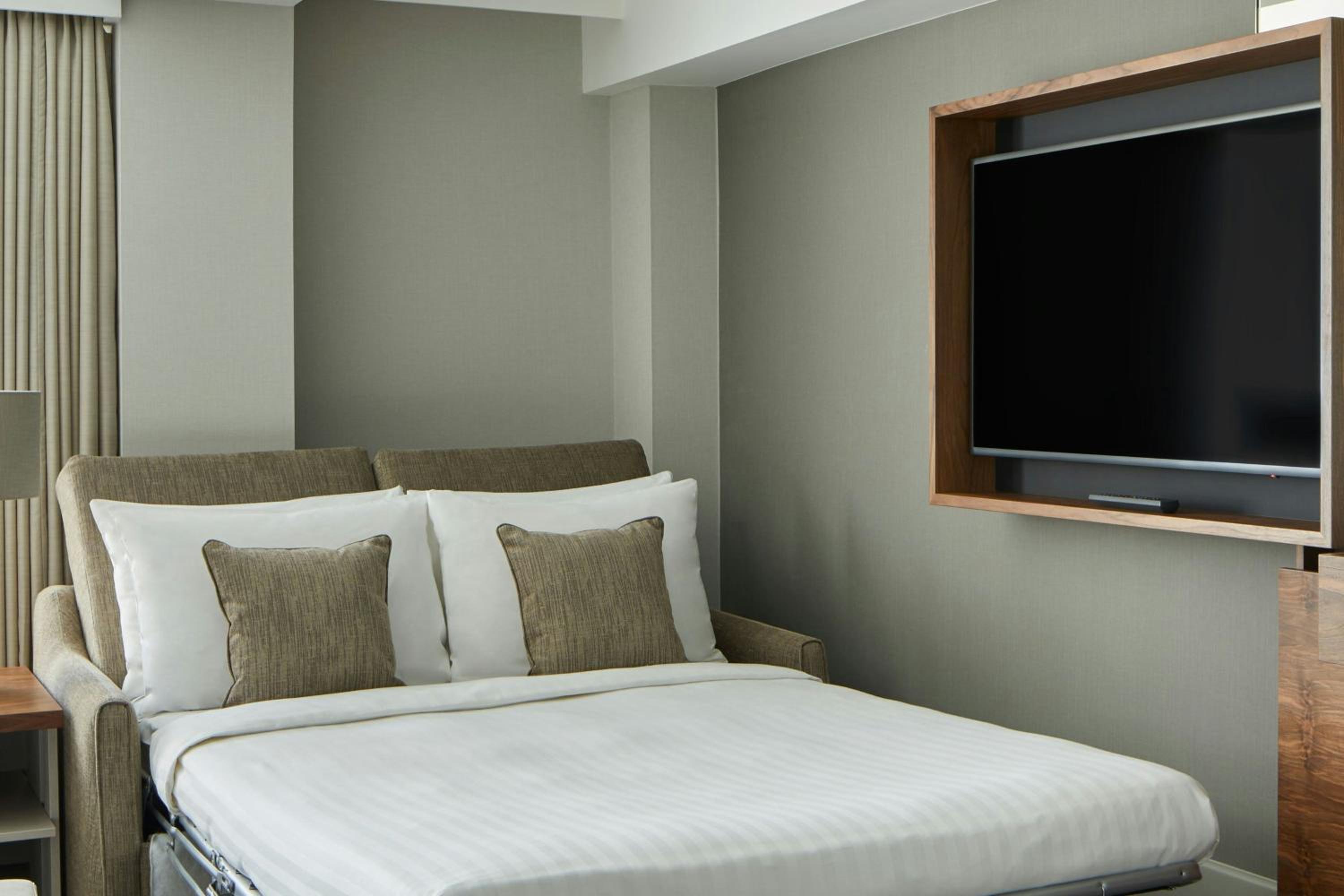 غرفة سوبيريور تنفيذية بسرير كينج، London Marriott Hotel Marble Arch 5/9