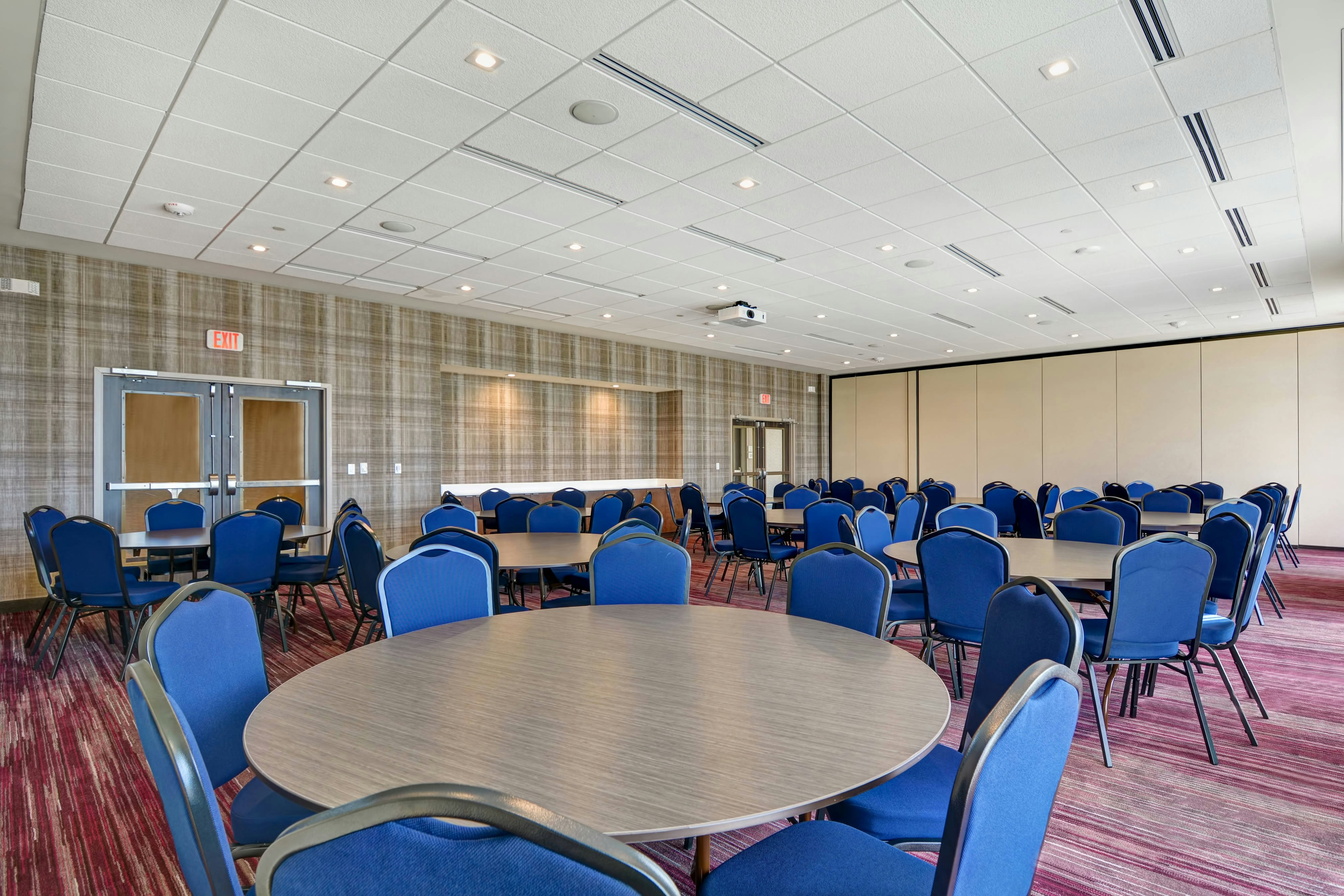 Courtyard by Marriott Bentonville Rogers Promenade 24/27