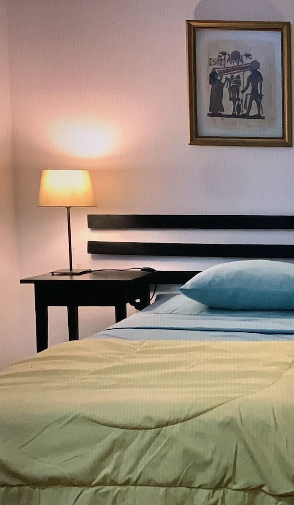 MANAYA BED & BREAKFAST 41/74