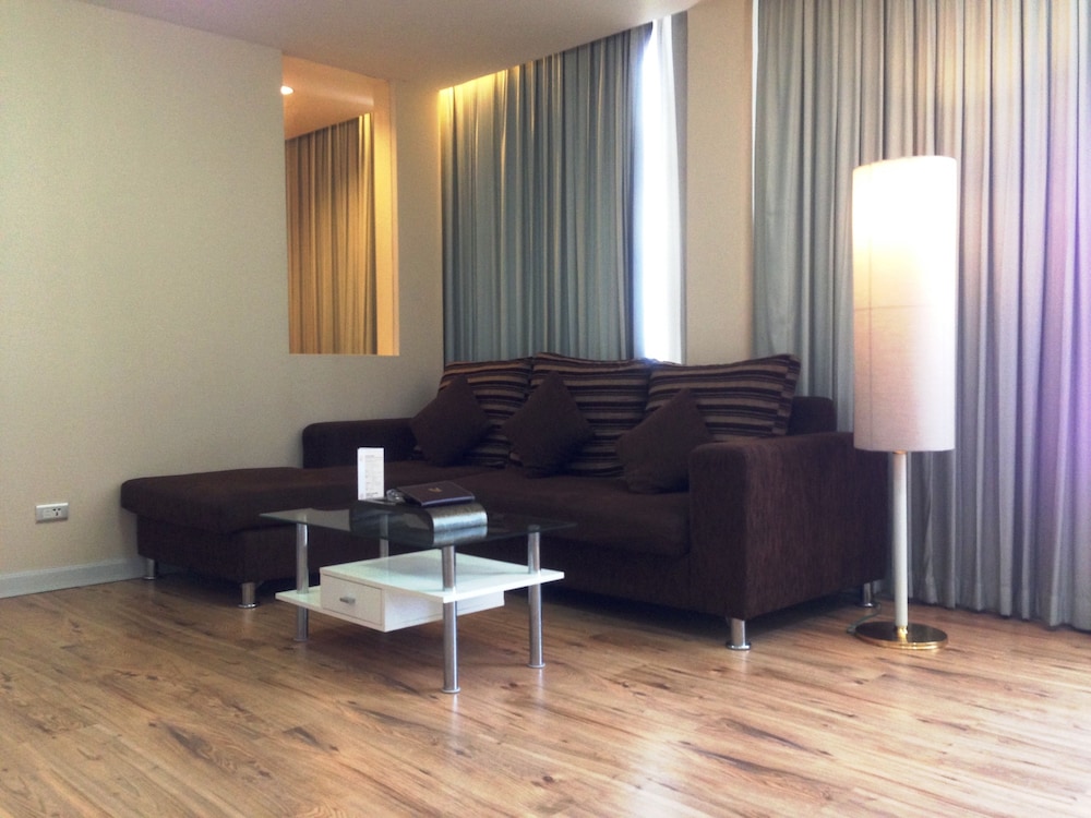 The City Hotel Sriracha 42/71