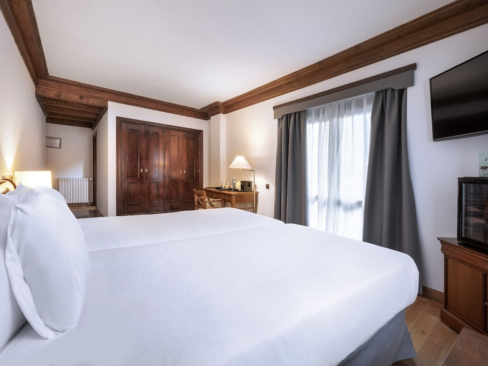 Hotel de Tredos Baqueira Affiliated by Melia 24/61