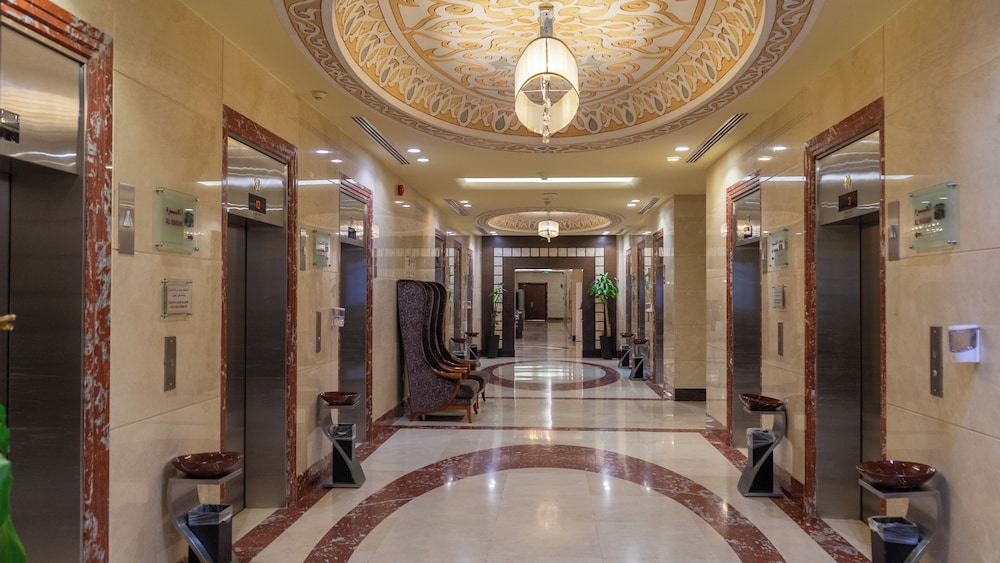 برج فندق الصفوة 3(Al Safwa Tower 3 Hotel -EX ( Dorrar Aleiman Royal Hotel Makkah )) 8/55