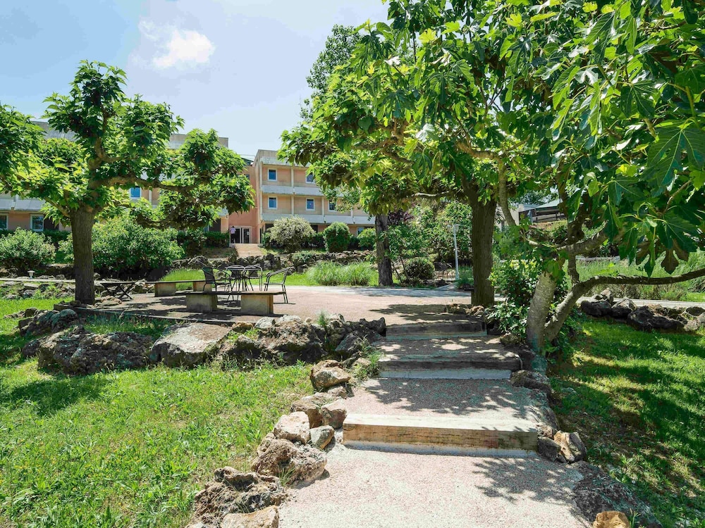 Ibis Antibes Sophia Antipolis 41/50