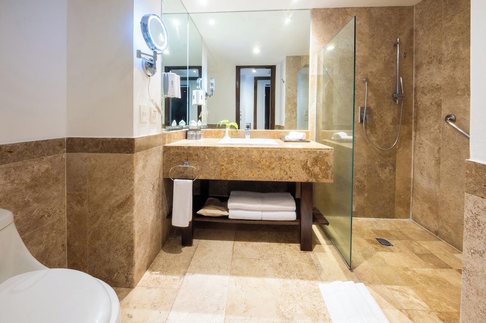 Junior Suite Pool View 2 Doubles، Krystal Grand Nuevo Vallarta All Inclusive 5/6
