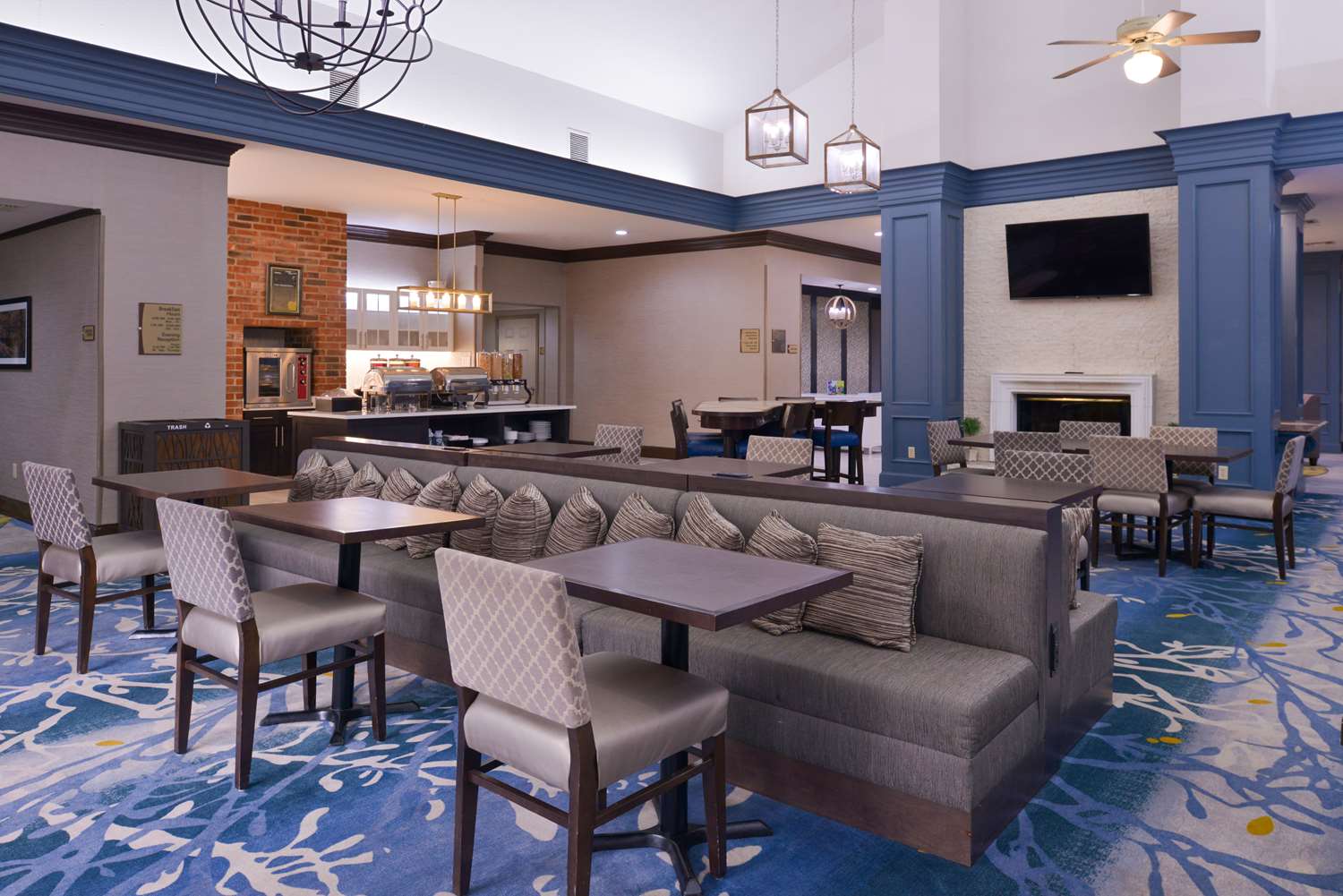 restaurant cafeteria