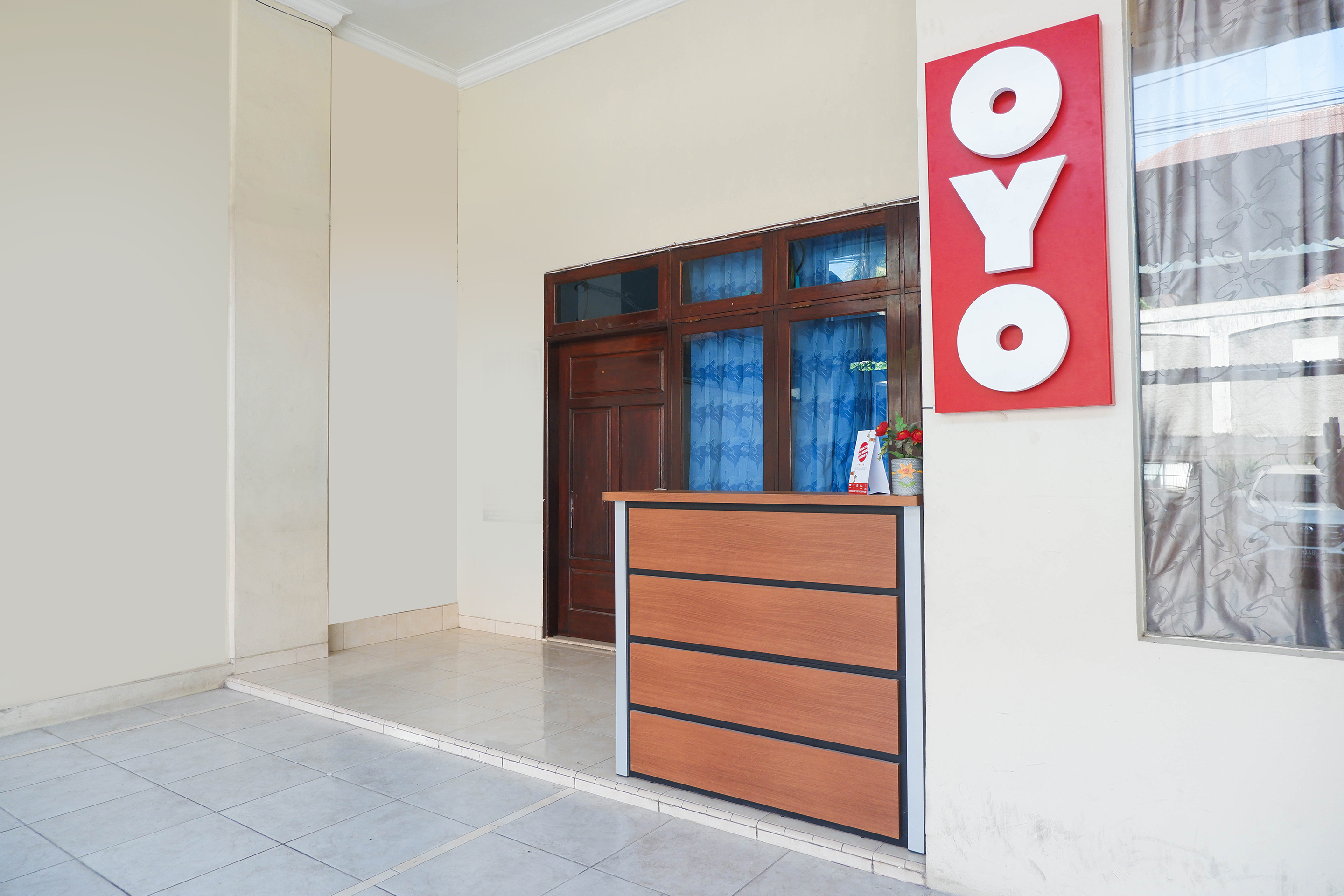 Oyo 1008 Setiabudi D'famili 28/37