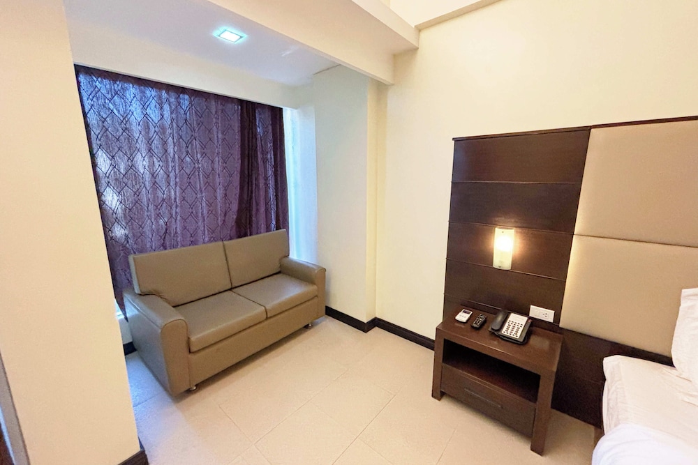 The Muse Beach Front Hotel Boracay 20/50
