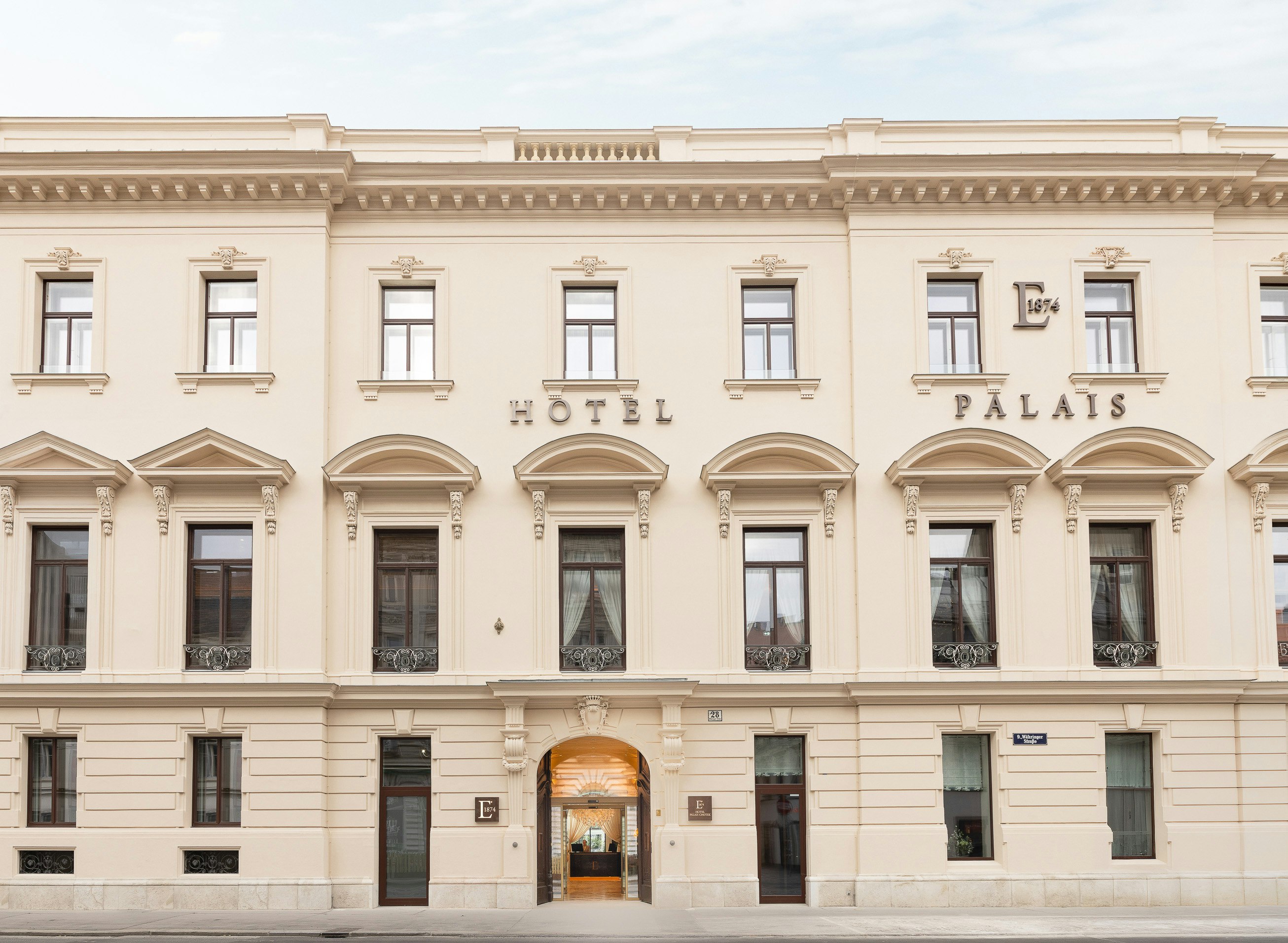 EST Hotel Palais Chotek in VIENNA
