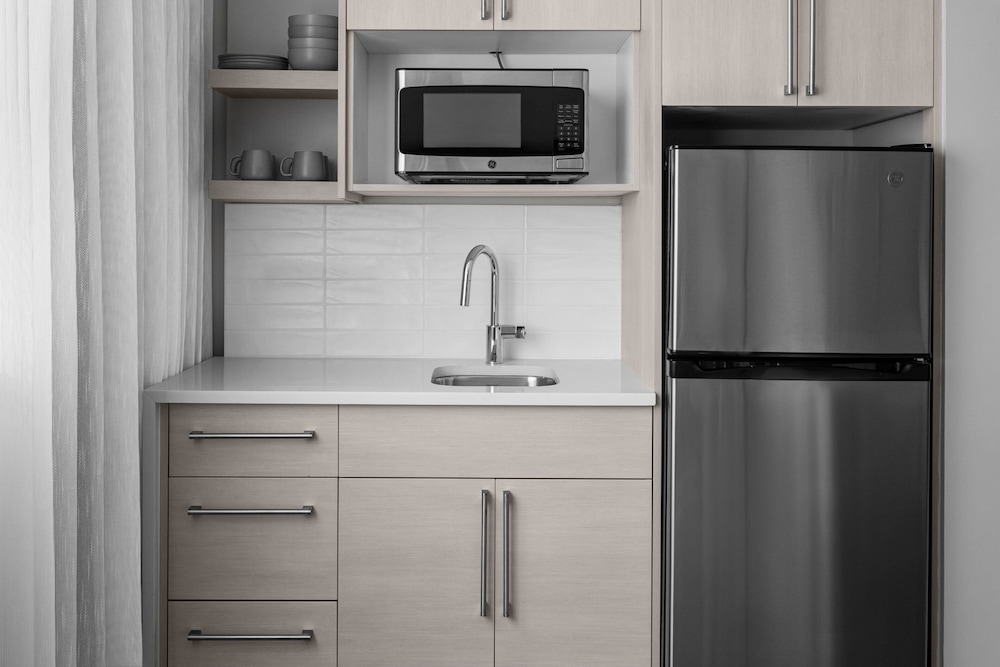 Element Miami Brickell 34/40