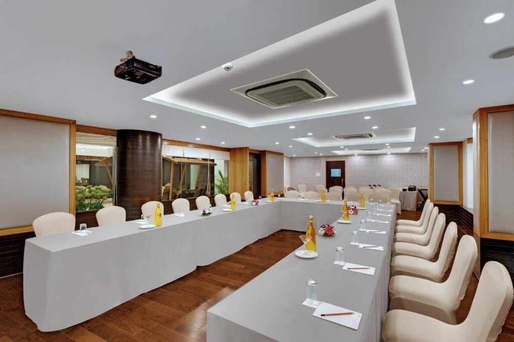 The Fern Residency MIDC, Pune 28/34