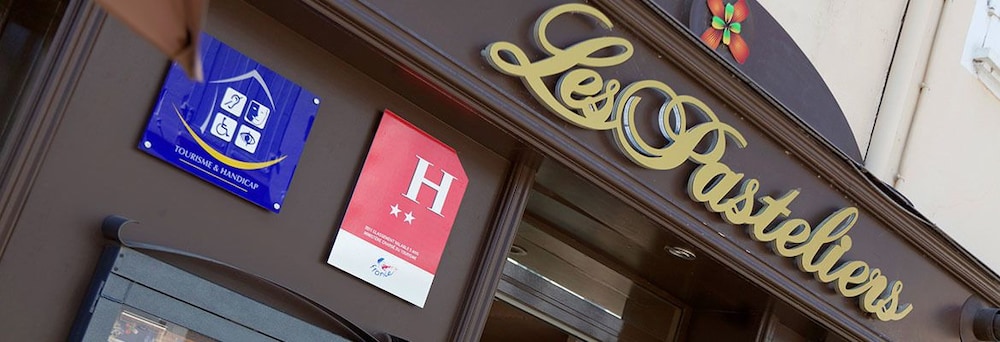 Logis Hotel Les Pasteliers 1/36