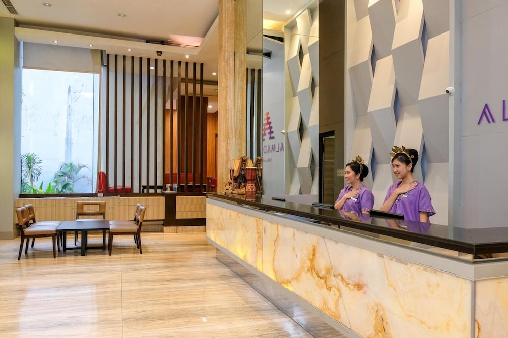 Almadera Hotel D H Quality Plaza Hotel Makassar 2/52