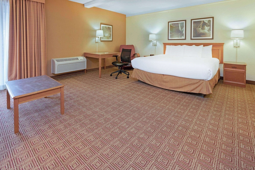 La Quinta Inn And Suites By Wyndham Salt Lake City Layton 12/24
