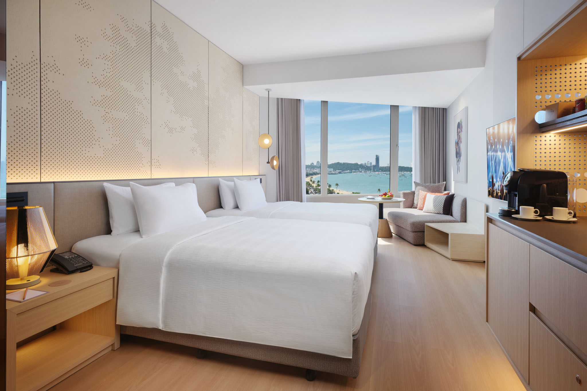 Royal, Rock, Sea View, Hard Rock Hotel Pattaya 3/10