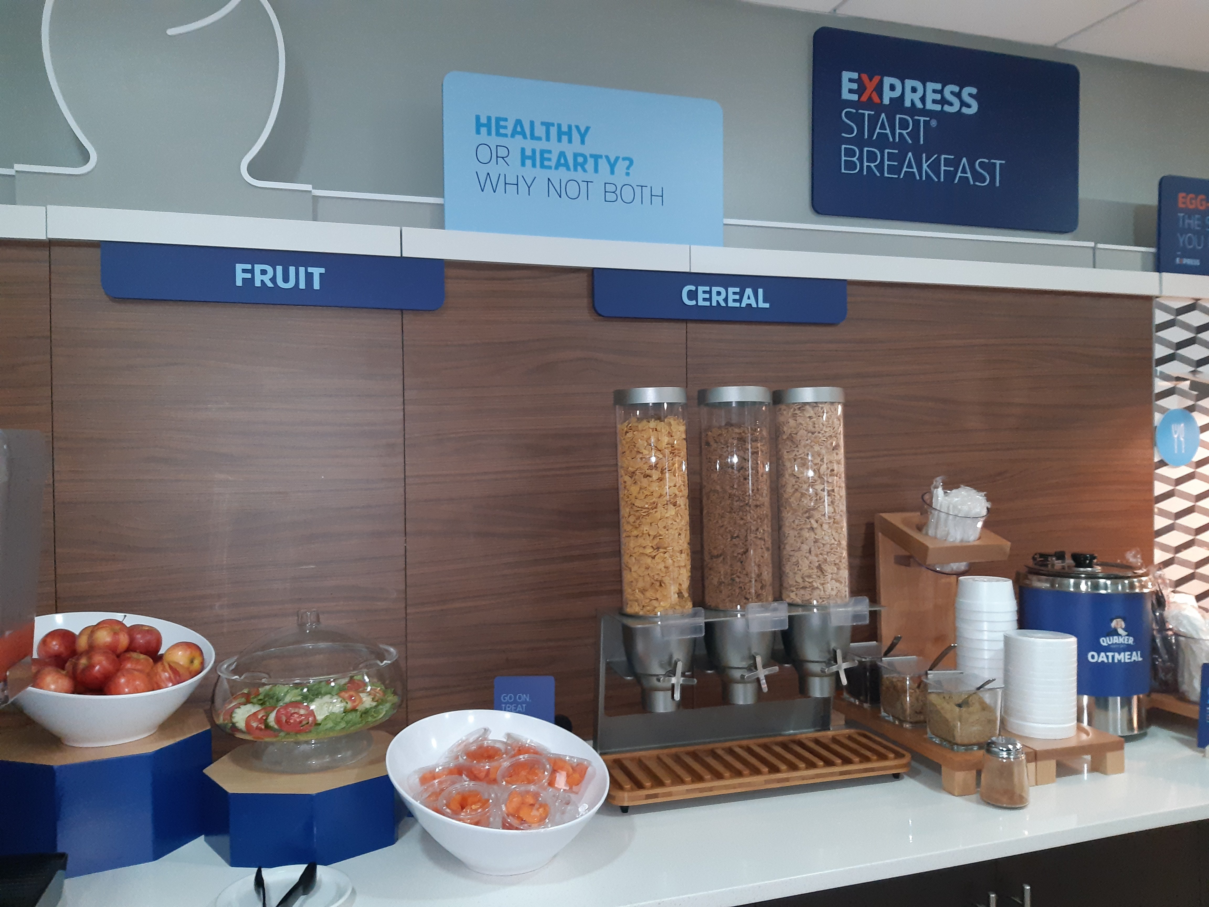 Holiday Inn Express Hotel and Suites Trincity Trinidad Airport 8/34