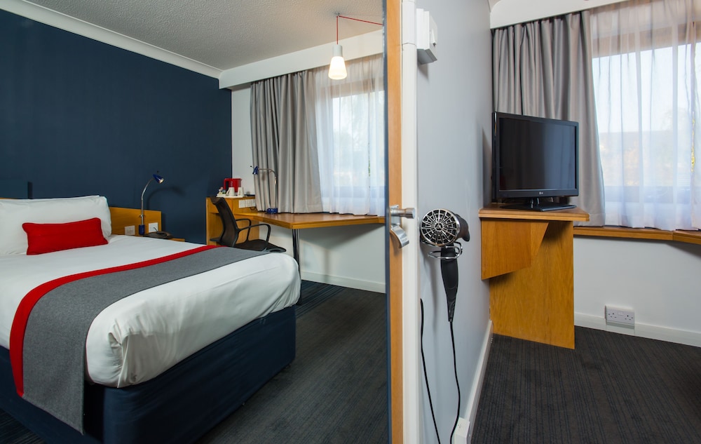 Holiday Inn Express Exeter 10/46