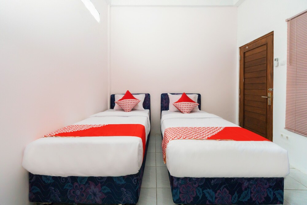 OYO 3006 Falisha Homestay Syariah 9/21