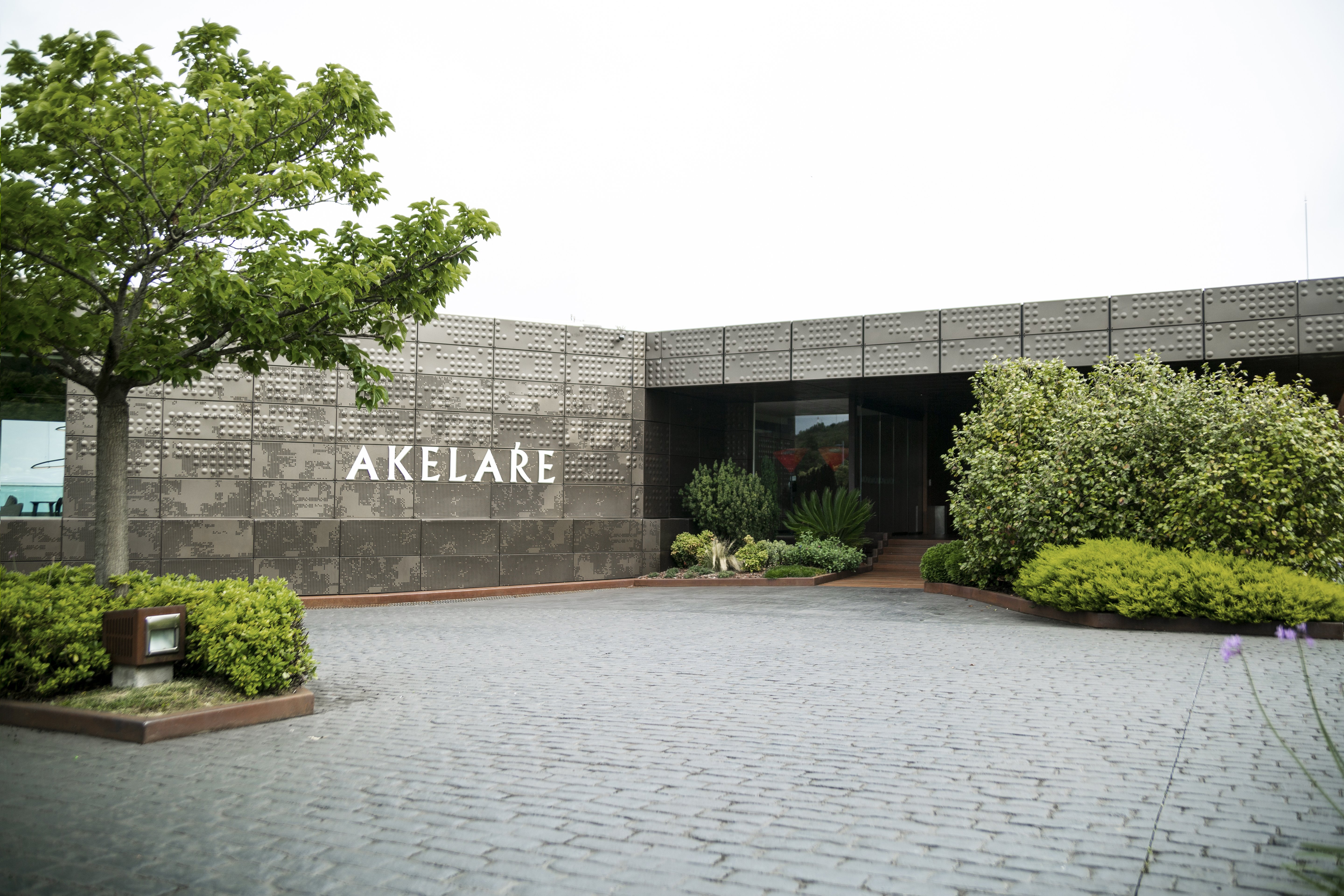 Hotel Akelarre 70/76