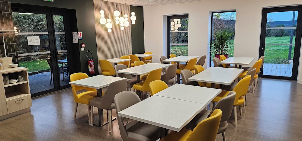 Brit Hotel Vendee Mer 25/33