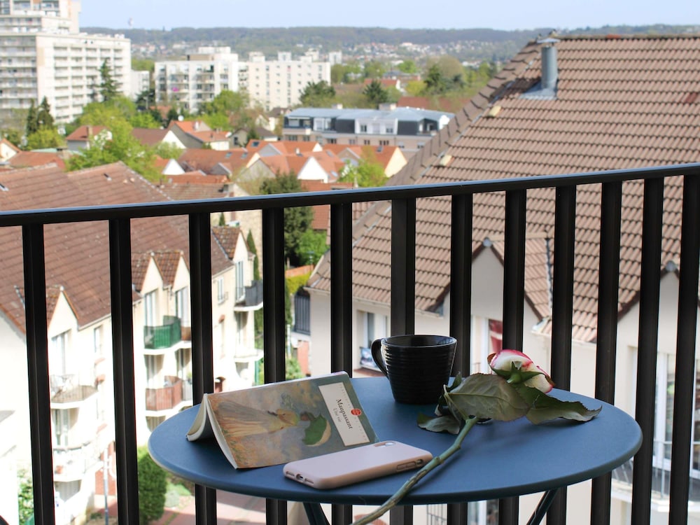 IBIS SAINT GRATIEN 38/50