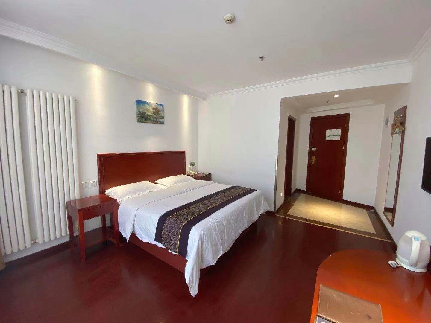 غرفة بسرير مزدوج، GreenTree Inn Chengde Railway Station Southeast Chengde Century City Business Hotel 2/2