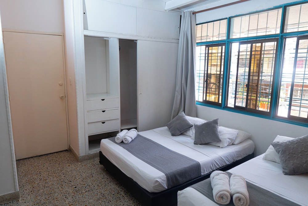 غرفة سوبيريور رباعية بسريرين كوين، Hotel Ayenda Casa de Pinos Sede Cabecera 1522 2/3