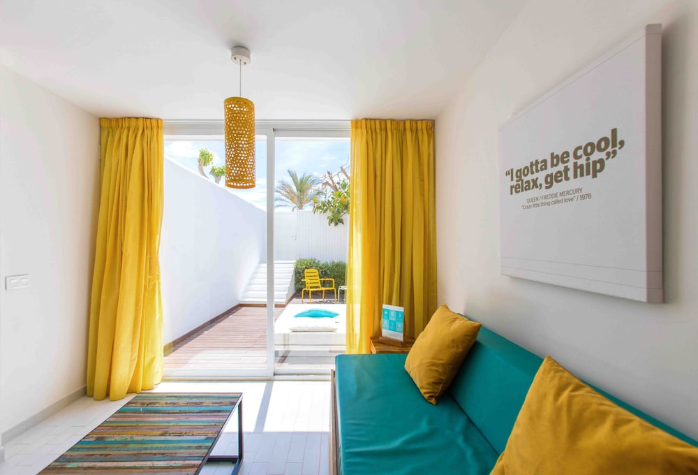 AMA Ibiza Beachfront Suites - Adults Only 40/64