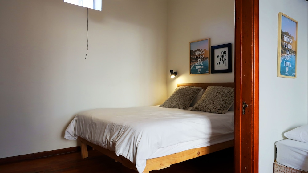 Long Street Backpackers - Adults Only 24/50