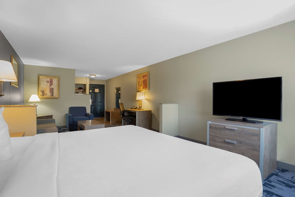 Best Western Wakulla Inn & Suites 19/48