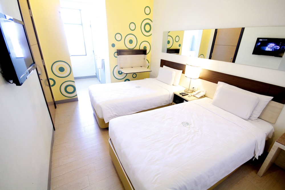 Go Hotels Otis Manila 15/49
