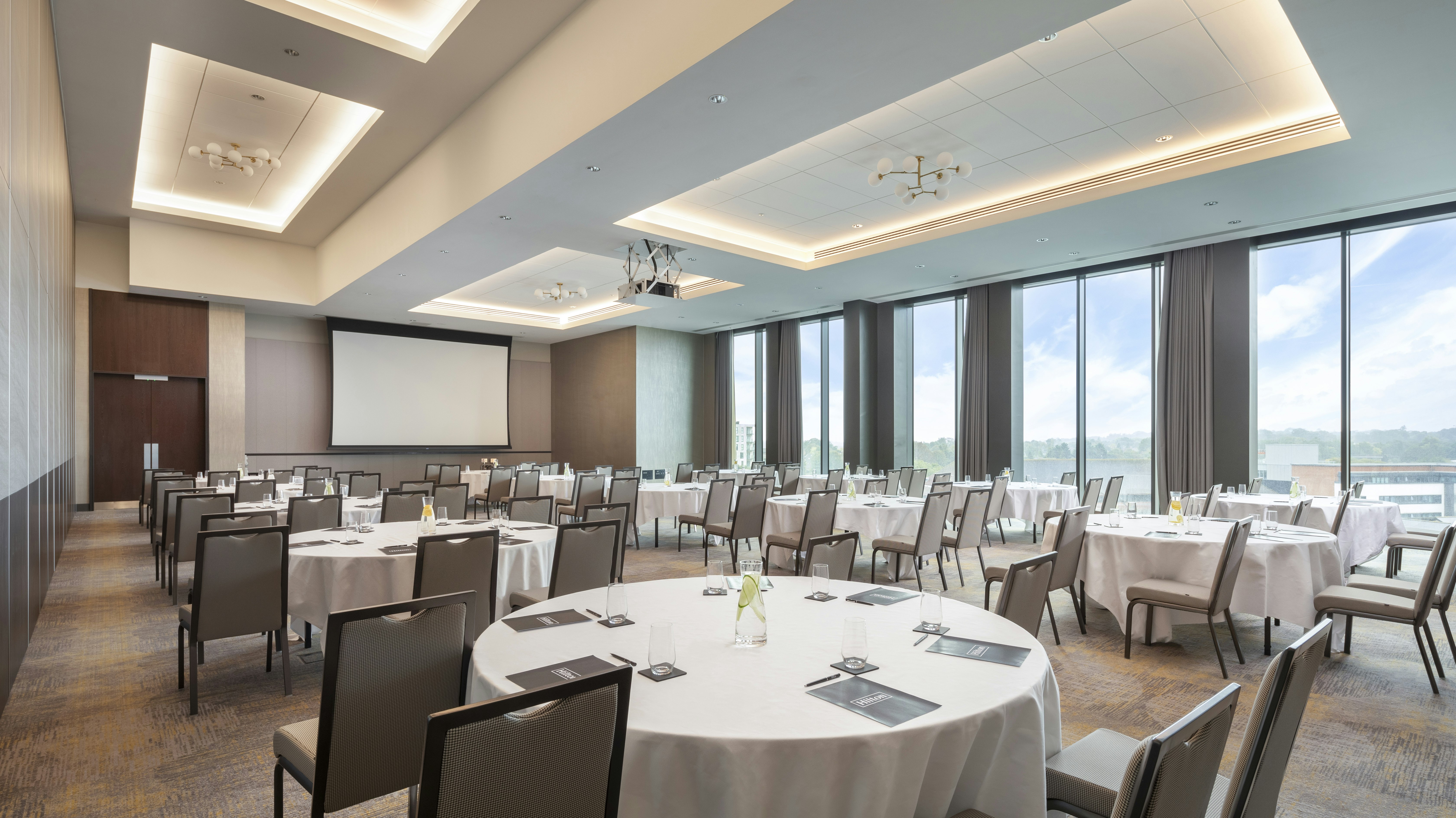 Hilton Woking 36/48
