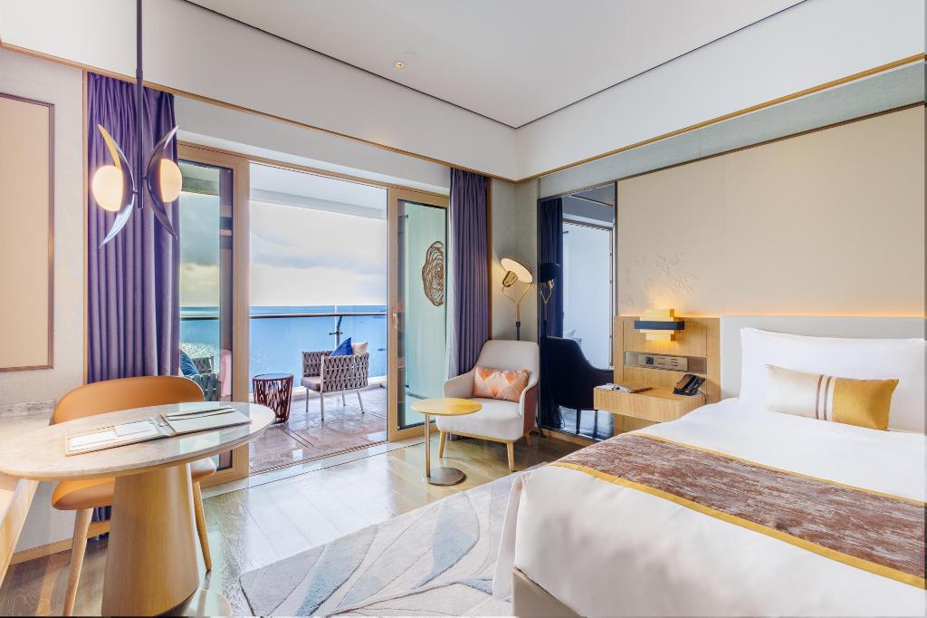 Howard Johnson Plaza by Wyndham Blue Bay Sihanoukville 7/48