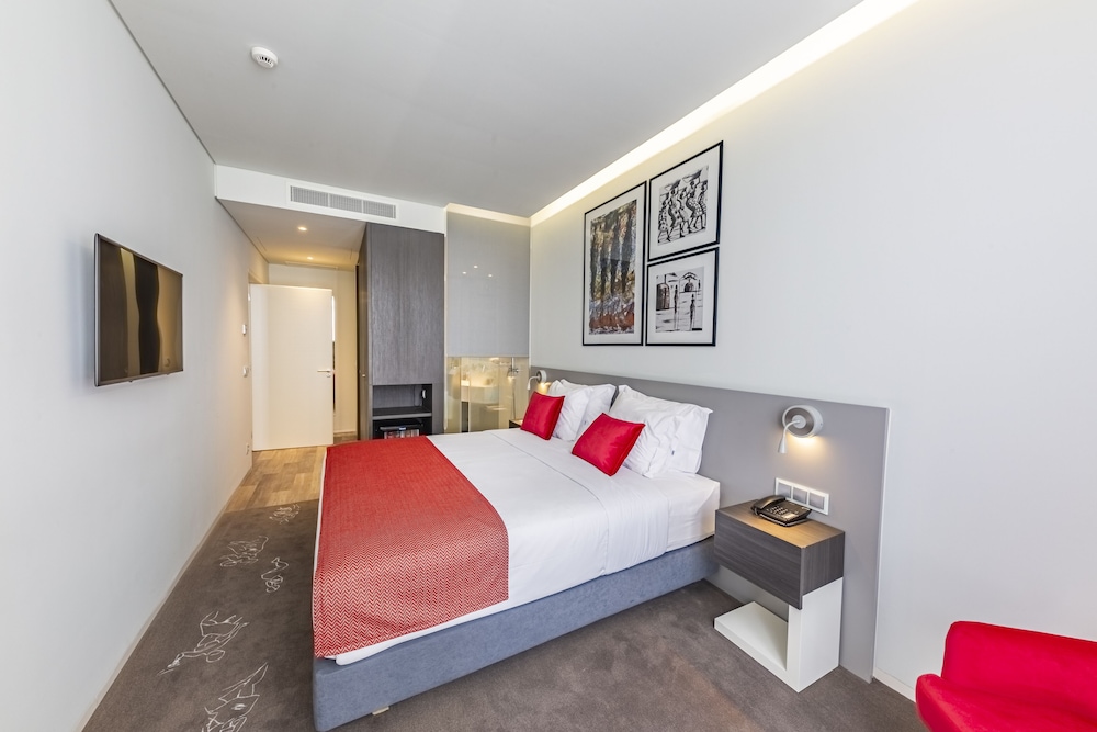 Melia Maputo Sky 15/66