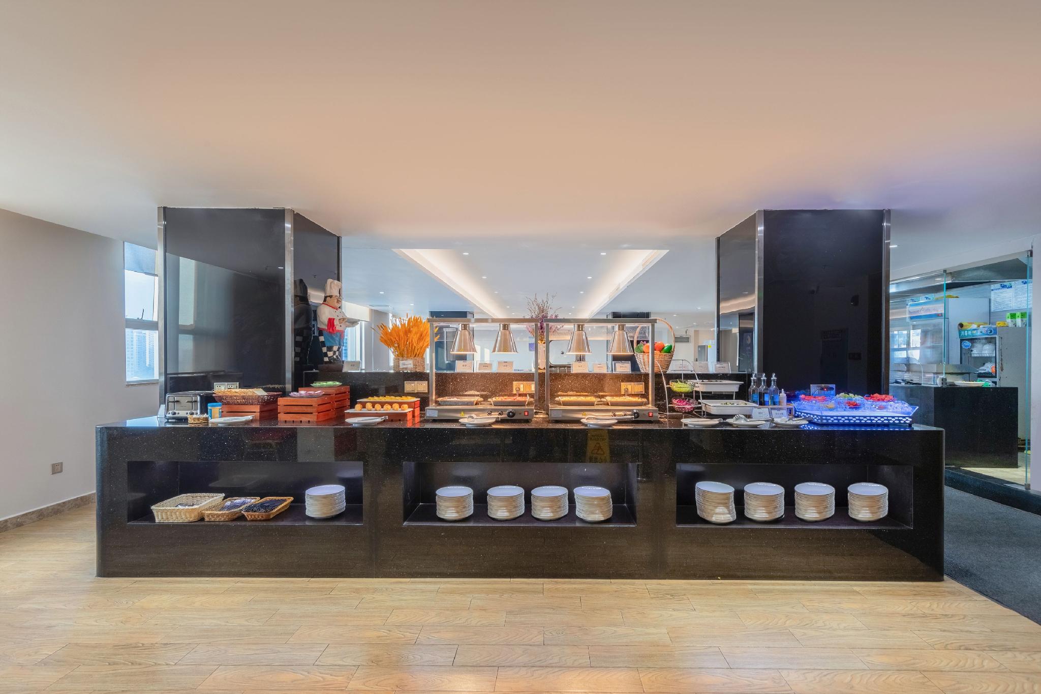 Lavande Hotel (Jiangmen Yingbin Avenue) 38/42