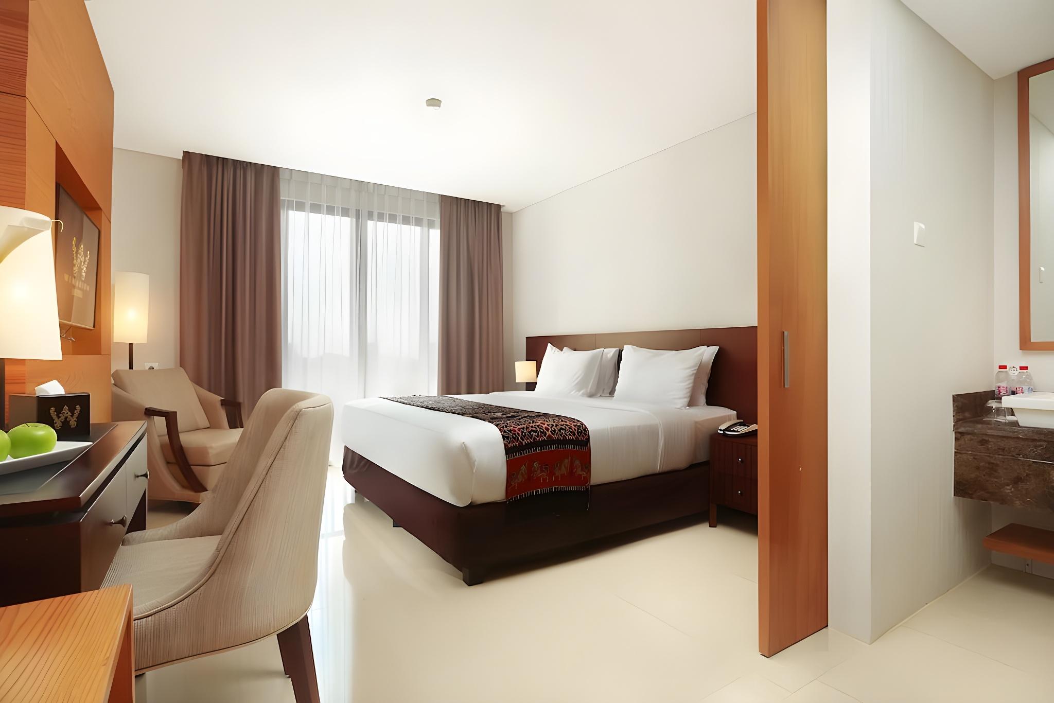 غرفة جونيور بسرير مزدوج أو سريرين منفصلين، Wimarion Hotel Semarang 2/2