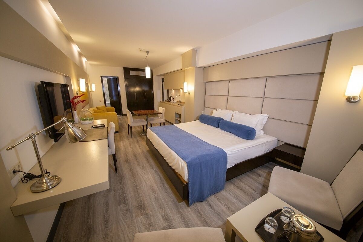 SUPERIOR, DOUBLE BED