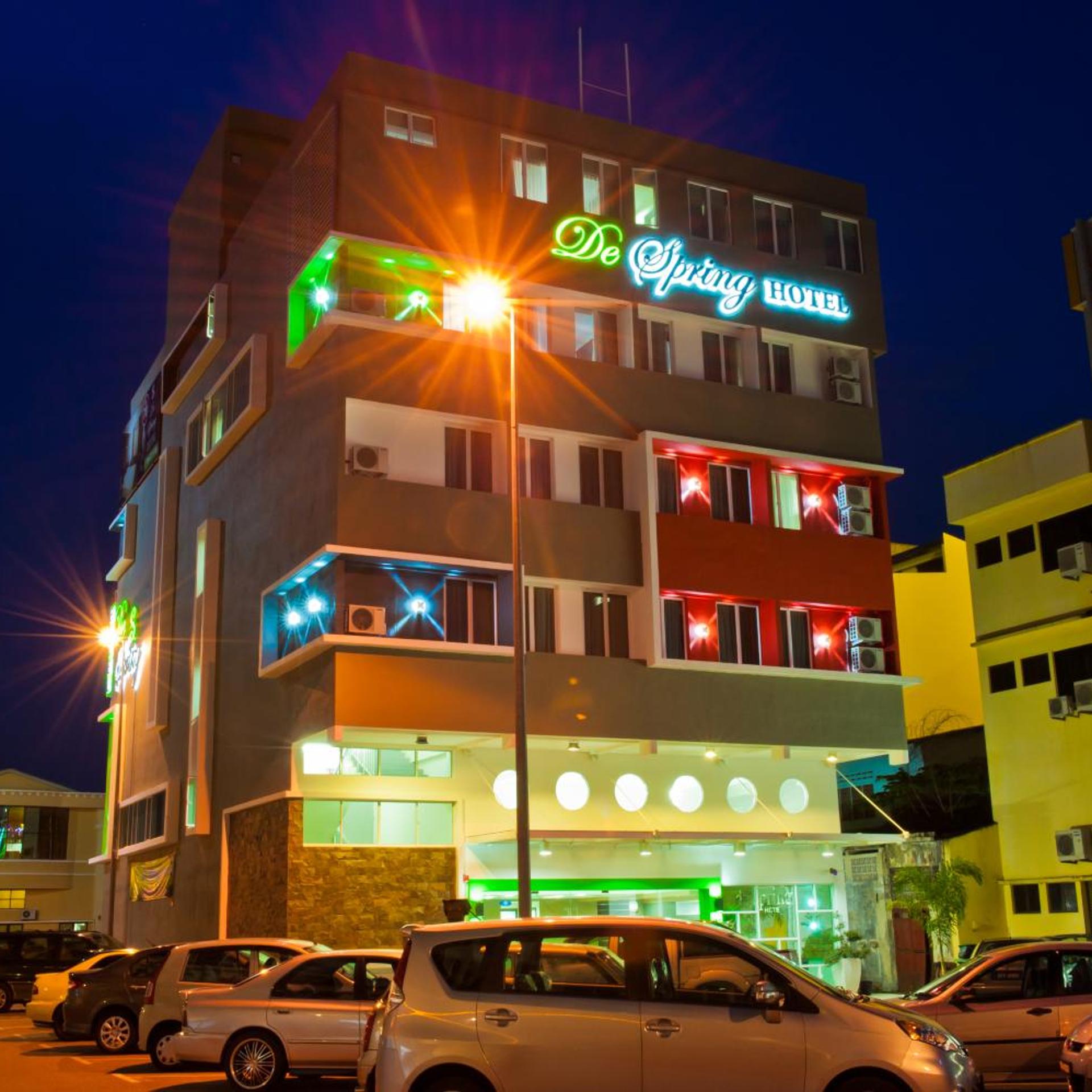 De Spring Hotel 10/50