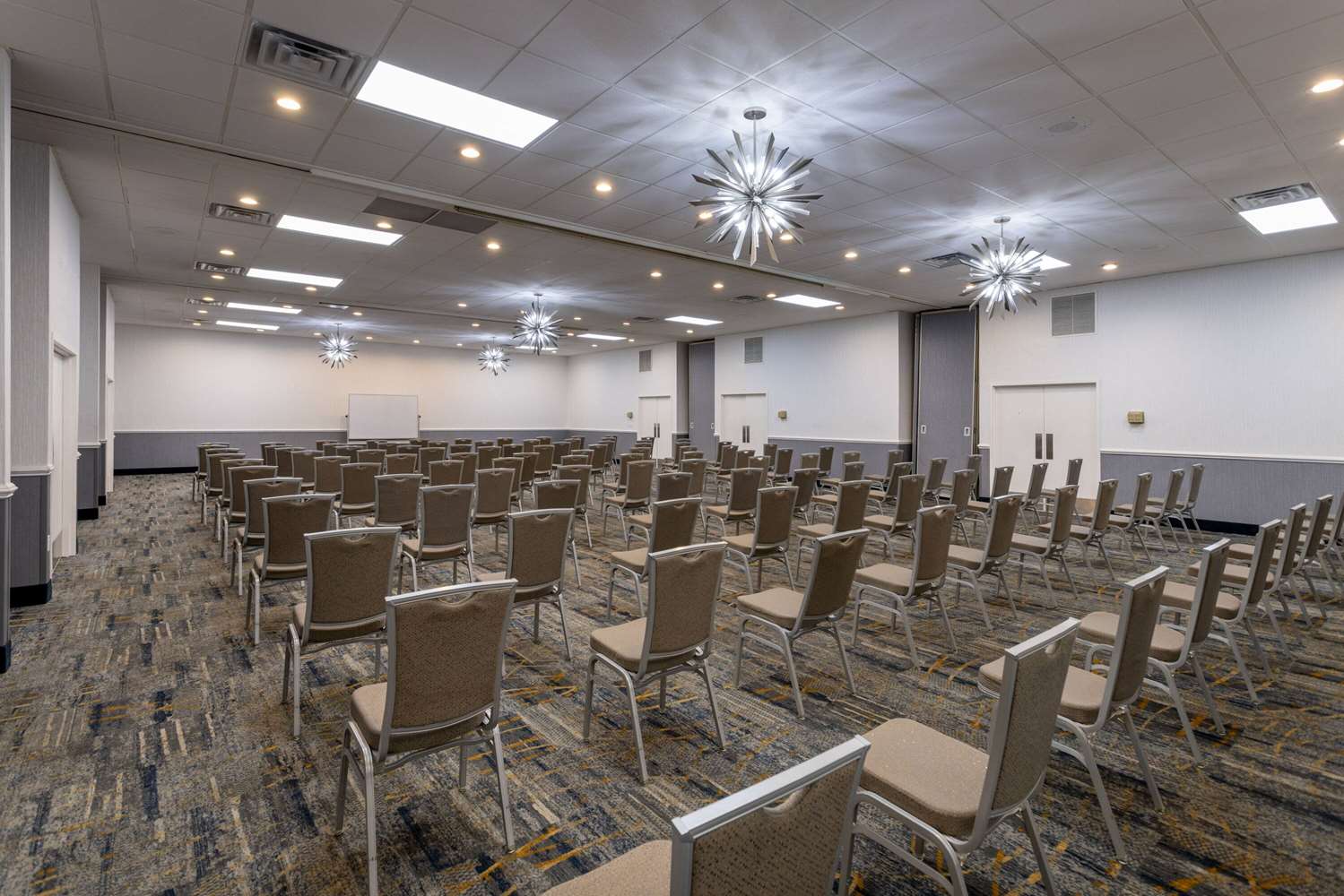 Baymont by Wyndham White Plains Elmsford 28/44